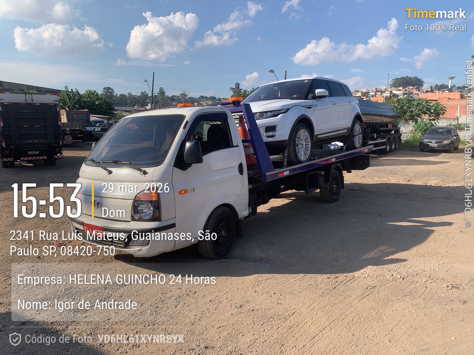 Guincho Helena transportando Range Rover em São Paulo